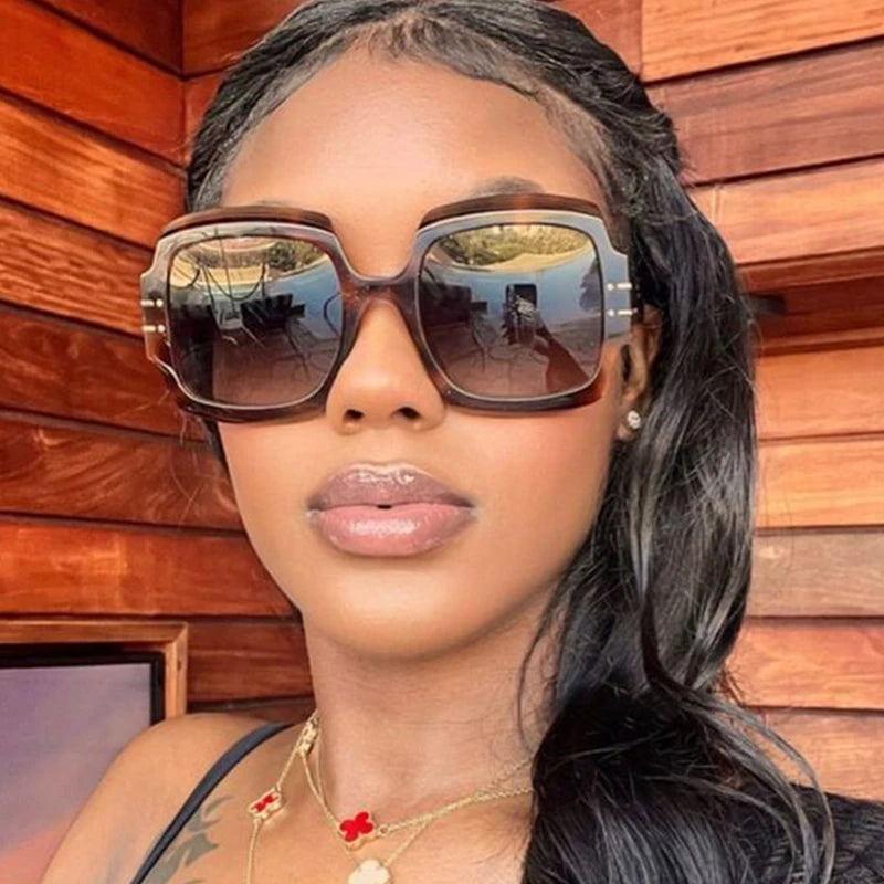 Luxury Brand Designer Square Sunglasses High Quality Oversized Black Gradients Lens Sun Glasses For Women Oculos