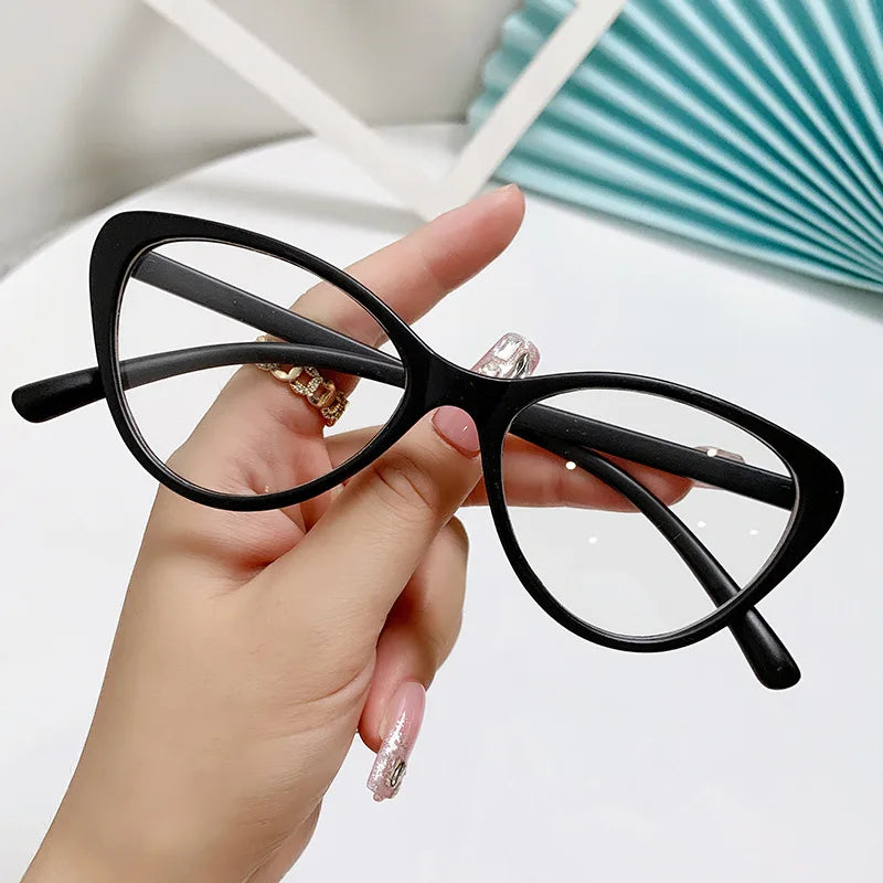 Cat Eye Triangle Frame Plain Glass Spectacles Classic Men Women Reading Eyewear Retro Triangle Frame Transparent Eyeglasses