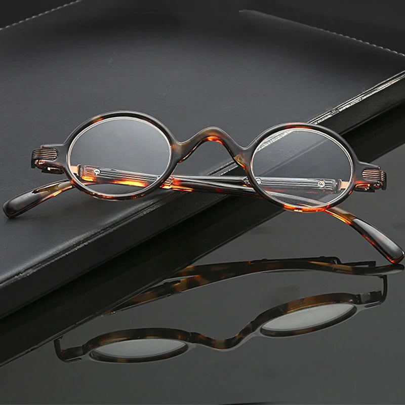 Retro Mini Round Frame Reading Glasses Men Women Ultralight High Quality Magnifying Reader Presbyopic Glasses Leopard +150 250
